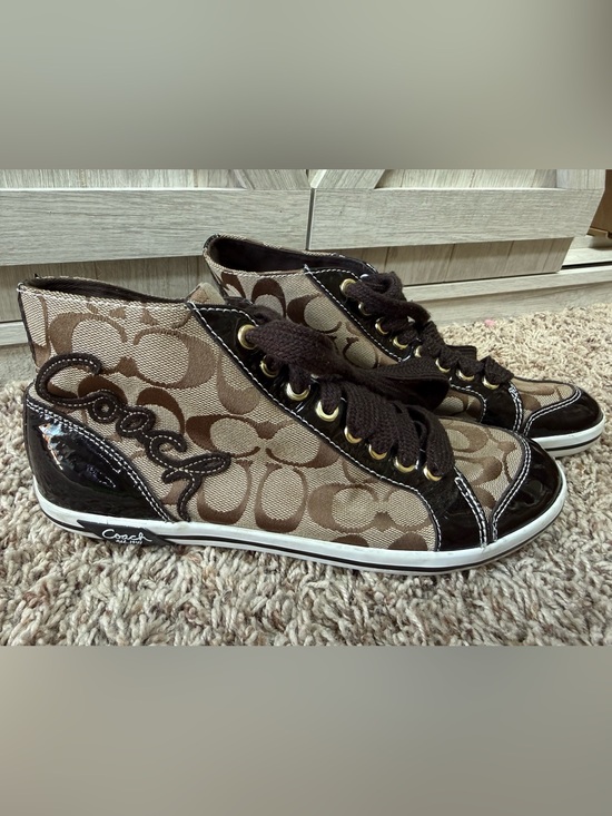 Coach Shoes - Coach- Bendi High Top Sneakers- Patent gloss accents (ladies 9.5)EUC
